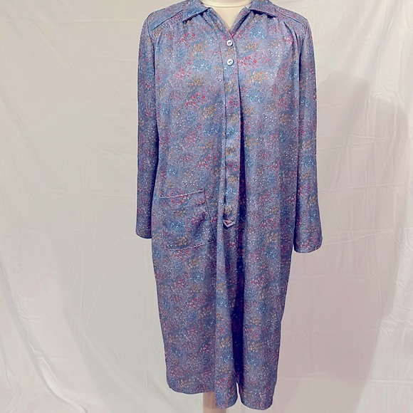 Vintage Maxi Floral House Dress Purple with Pocket Collar Zipper Buttons L-XL - Picture 1 of 10
